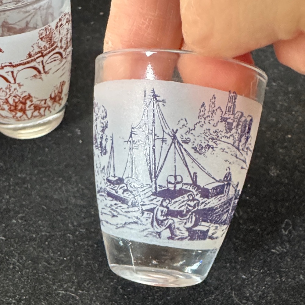 Vintage 1950’s Verrerie Cristallerie D'Arques French Country decanter set. - Picture 12 of 16